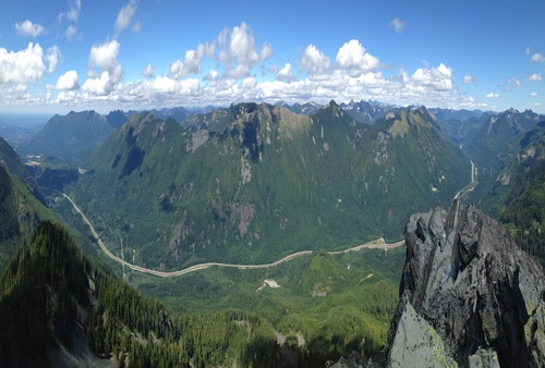 Interstate 90 and the Cascade Mountains